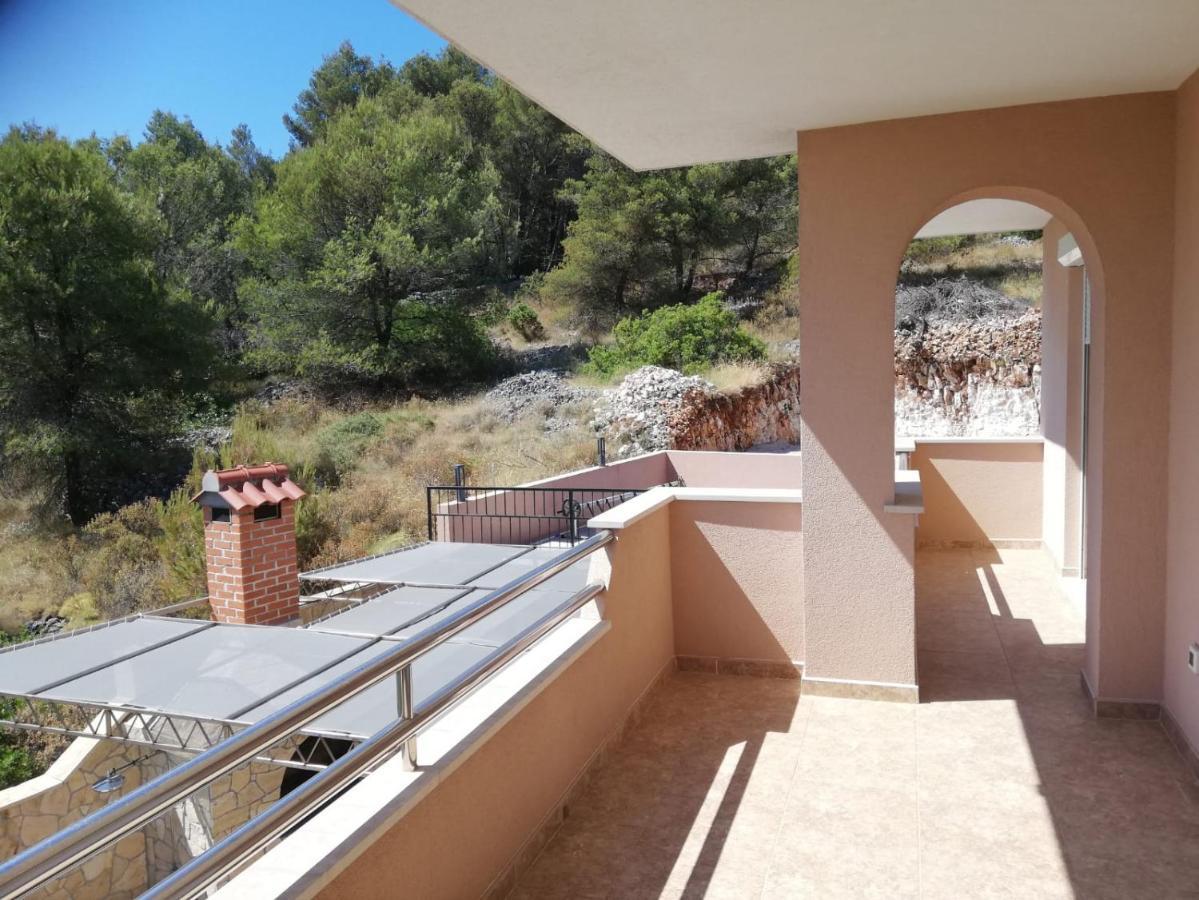 Apartments Panorama With Seasonal Pool Slatine Exterior foto