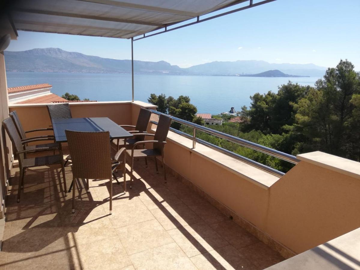 Apartments Panorama With Seasonal Pool Slatine Exterior foto